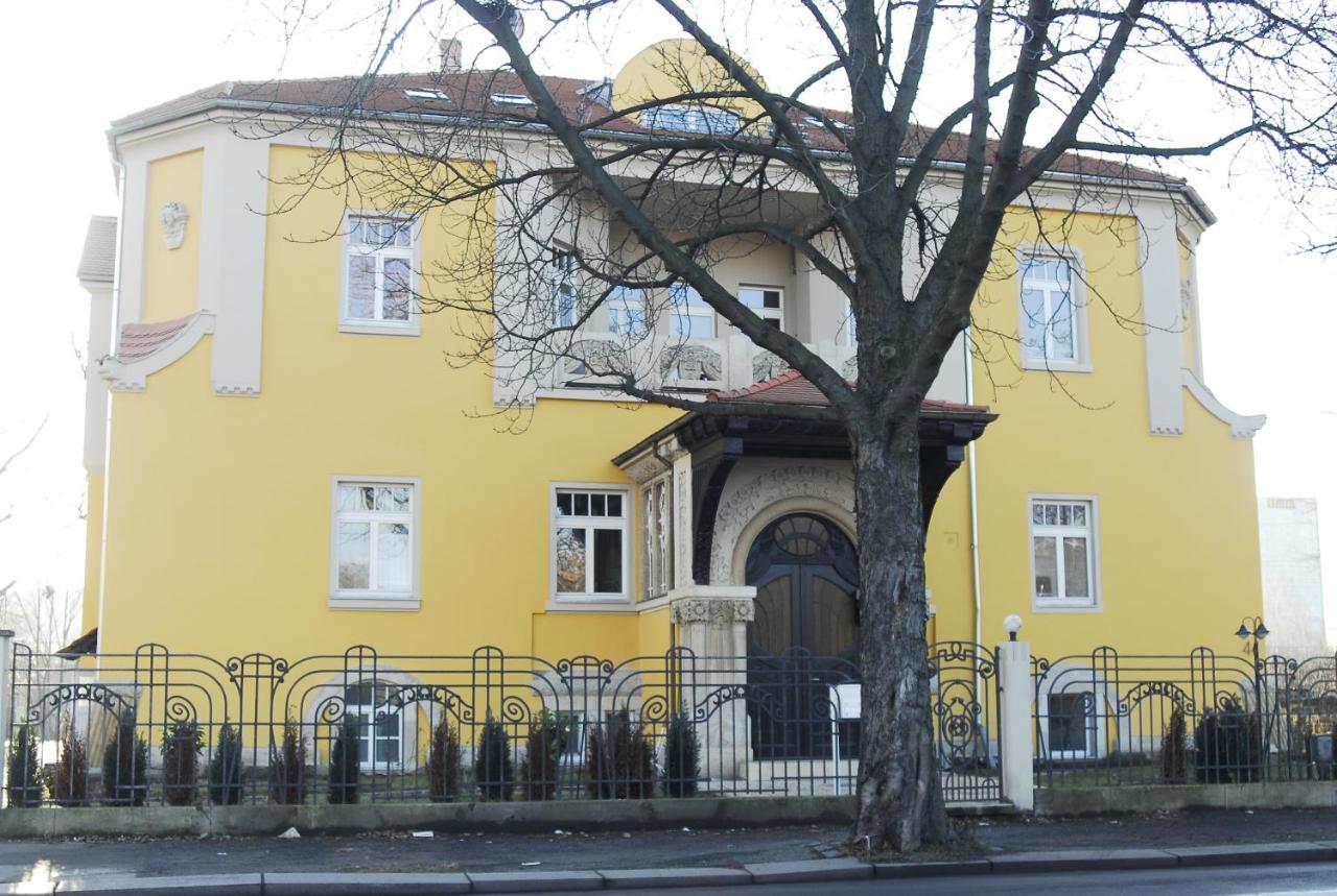 Villa De Baron Dresden Exterior foto